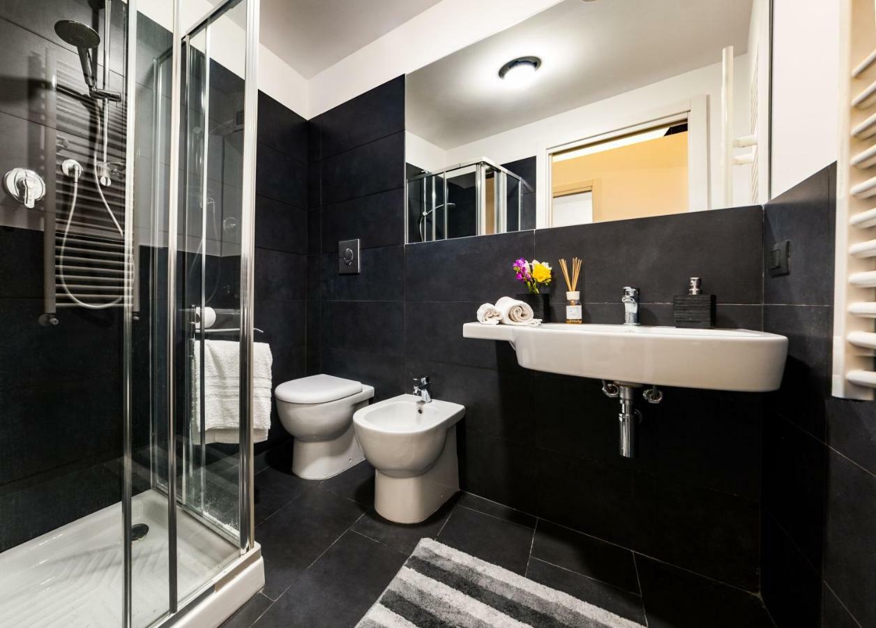 Corso Vittorio Giuliano Family Apartment Palermo Exterior photo